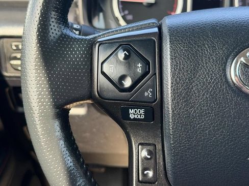 Used 2024 Toyota 4Runner TRD Off-Road Premium AWD/4WD image 19