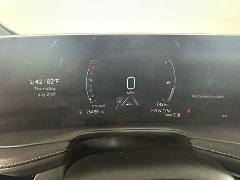 Used 2024 Cadillac XT4 Premium Luxury AWD/4WD image 14