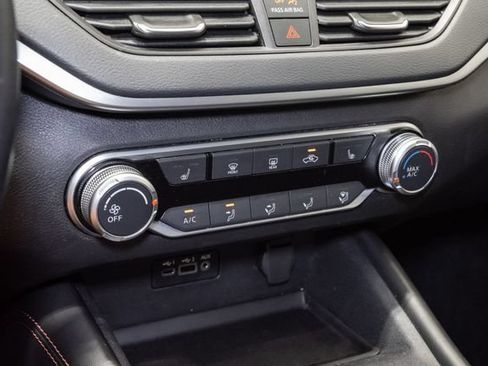Used 2021 Nissan Altima 2.5 SR w/ SR Premium Package FWD image 15
