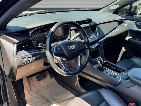 Certified 2023 Cadillac XT5 Premium Luxury w/ Technology Package AWD/4WD image 17