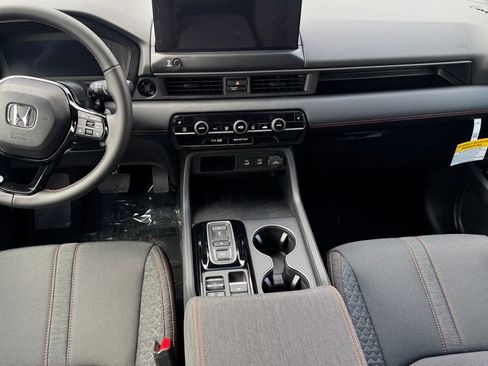 New 2026 Honda Pilot Sport image 10