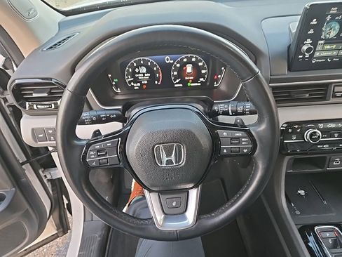 Certified 2023 Honda Pilot Elite image 13