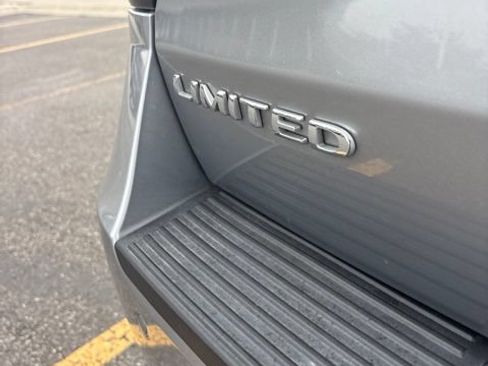 Used 2021 Ford Expedition Max Limited AWD/4WD image 6