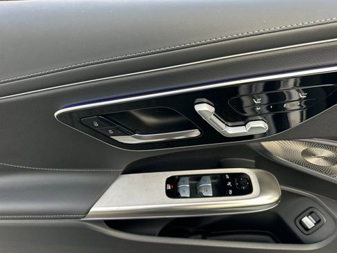 Certified 2025 Mercedes-Benz CLE 300 4MATIC Cabriolet image 12