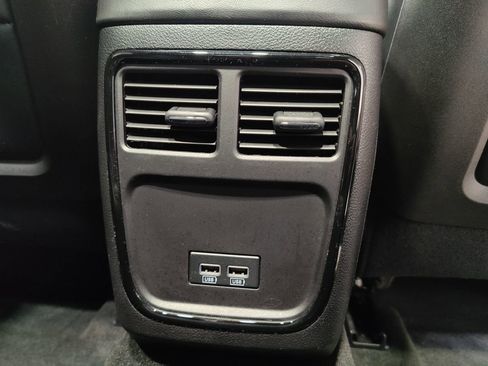 Used 2015 Chrysler 300 S w/ 300S Premium Group image 17