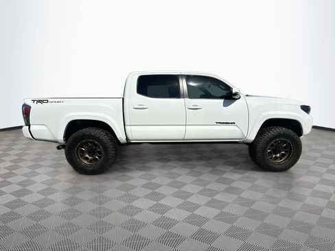 Used 2020 Toyota Tacoma TRD Sport RWD image 5