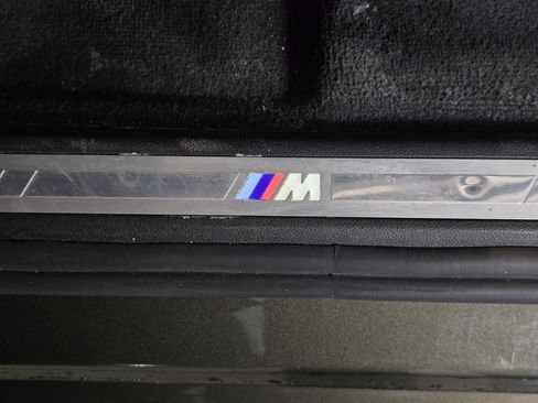 Used 2022 BMW X5 xDrive40i w/ M Sport Package image 16