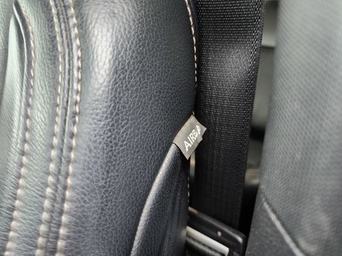 Used 2022 Ford F250 Lariat w/ Chrome Package image 42