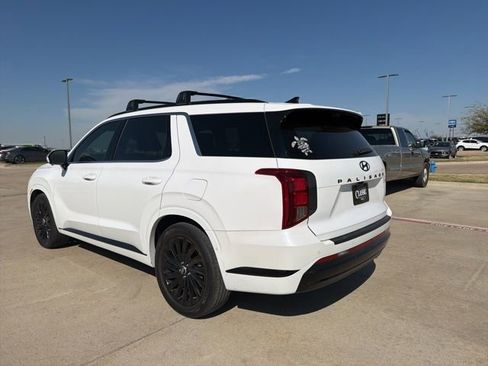 Used 2024 Hyundai Palisade Calligraphy image 5