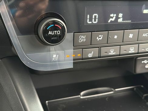 New 2026 Subaru Outback Touring AWD/4WD image 25