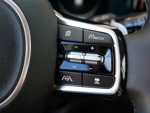 Certified 2023 Kia Sorento SX Prestige image 29