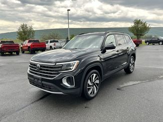Used 2025 Volkswagen Atlas SE AWD/4WD video 3