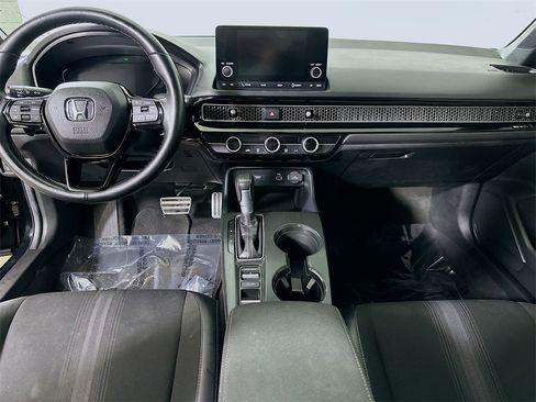 Used 2024 Honda Civic Sport image 18