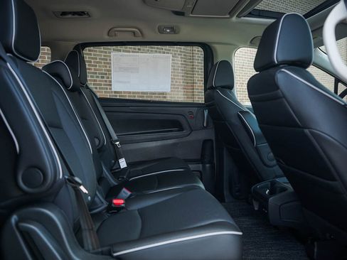 New 2026 Honda Odyssey Elite image 13