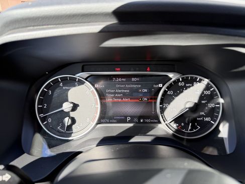 Used 2025 Nissan Rogue SV FWD image 19