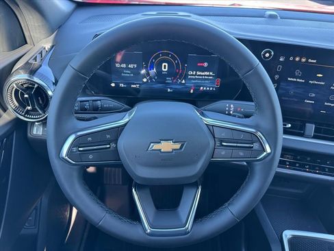 New 2026 Chevrolet Equinox LT w/ Convenience Package II image 6