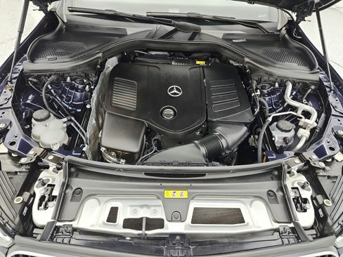 Used 2024 Mercedes-Benz GLC 300 image 16