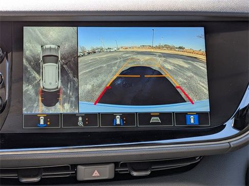 Used 2023 Buick Envision Avenir image 26