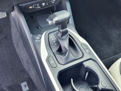 New 2025 Kia K4 GT-Line Turbo image 14