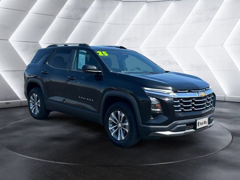 Certified 2025 Chevrolet Equinox LT w/ Convenience Package II AWD/4WD image 7