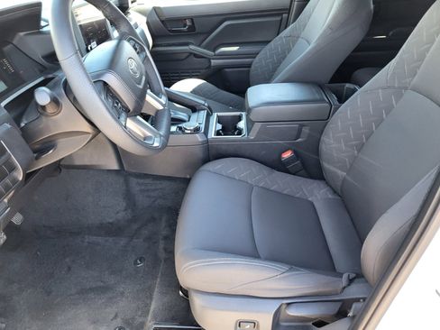 Certified 2025 Toyota Tacoma SR5 image 16