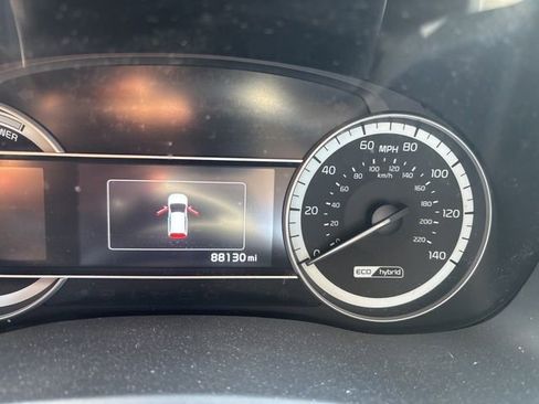 Used 2019 Kia Niro LX FWD image 1