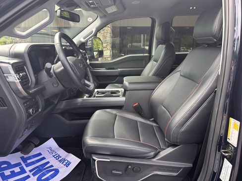 Certified 2024 Ford F250 Lariat w/ Lariat Ultimate Package AWD/4WD image 11