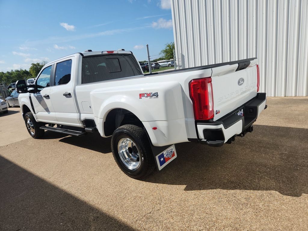New 2027 Ford F350 XL w/ STX Appearance Package AWD/4WD image 6