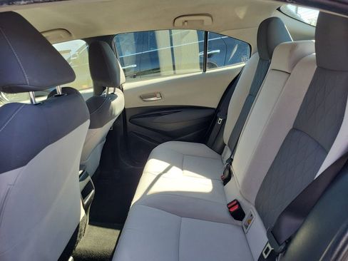 Used 2020 Toyota Corolla LE FWD image 25