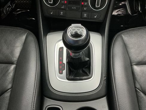 Used 2018 Audi Q3 2.0T Premium FWD image 38