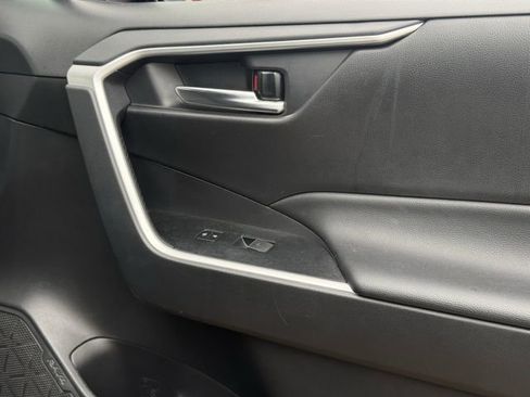 Used 2024 Toyota RAV4 XLE image 28