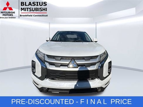 Used 2025 Mitsubishi Outlander Sport ES AWD/4WD image 4