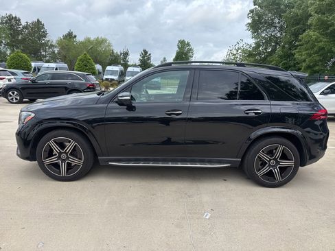 Used 2024 Mercedes-Benz GLE 450e 4MATIC image 7