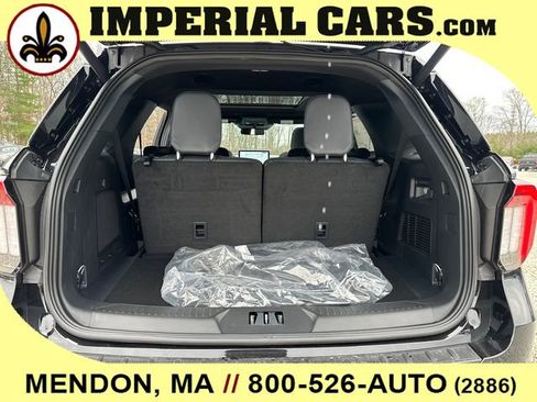 New 2026 Ford Explorer ST w/ Sun And Sound Package image 13