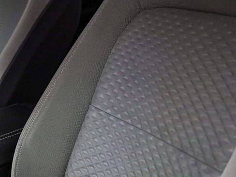 Used 2020 Ford Escape SE image 22