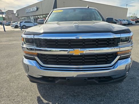 Used 2017 Chevrolet Silverado 1500 LT w/ True North Edition AWD/4WD image 9