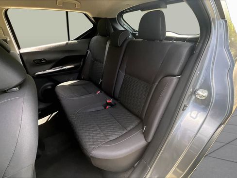 Used 2021 Nissan Kicks S FWD image 20
