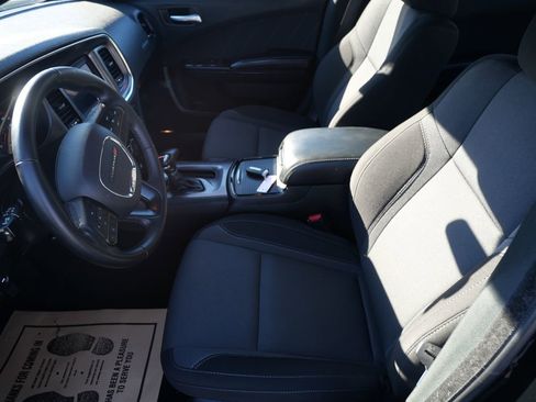 Used 2022 Dodge Charger SXT w/ Blacktop Package image 10