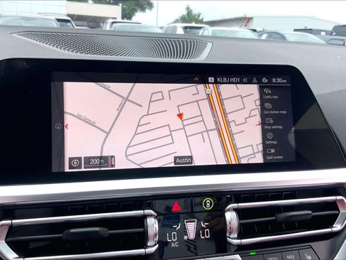 Used 2022 BMW M440i Coupe w/ Premium Package RWD image 29