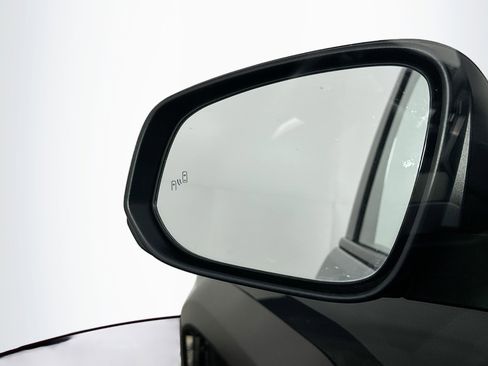 Used 2025 Toyota 4Runner TRD Off-Road image 16