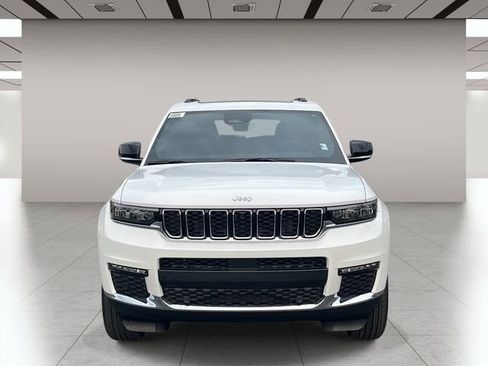 New 2025 Jeep Grand Cherokee L Limited w/ Luxury Tech Group II image 9
