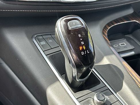 Certified 2023 Cadillac Escalade Premium Luxury RWD image 23