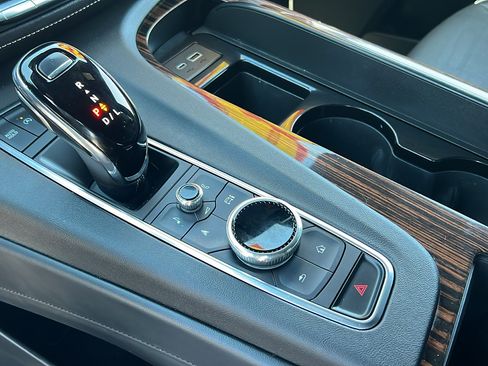 Certified 2023 Cadillac Escalade Premium Luxury AWD/4WD image 25
