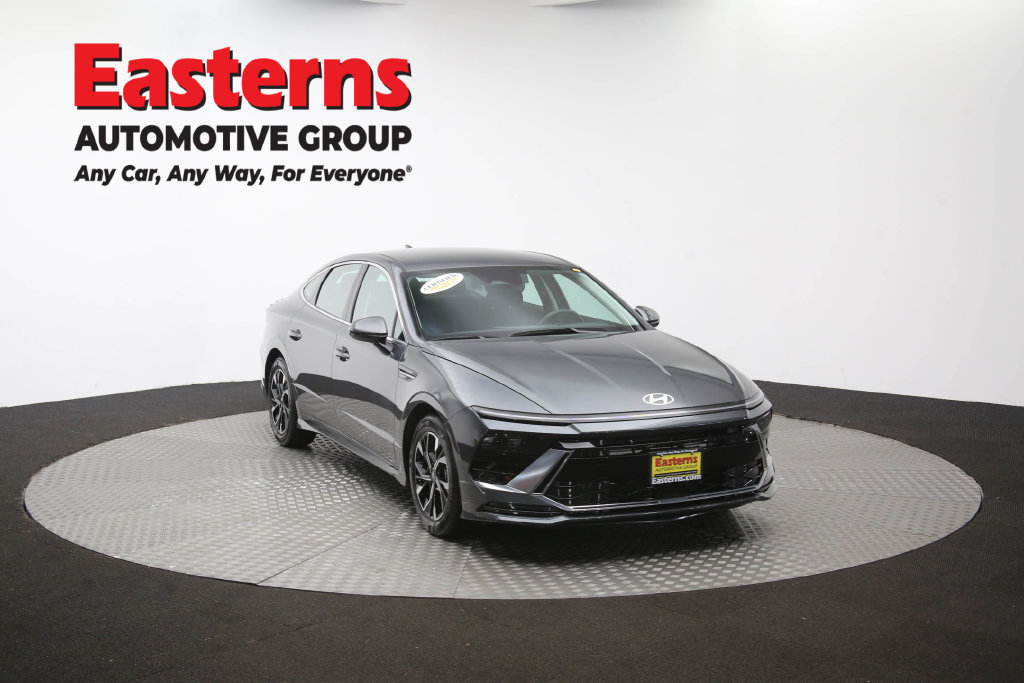 Used 2025 Hyundai Sonata SEL FWD image 53