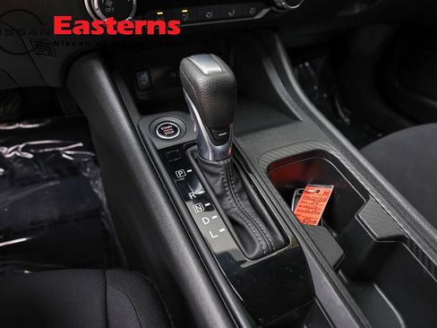Used 2025 Nissan Sentra S FWD image 13