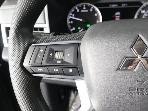 New 2026 Mitsubishi Outlander ES AWD/4WD image 41