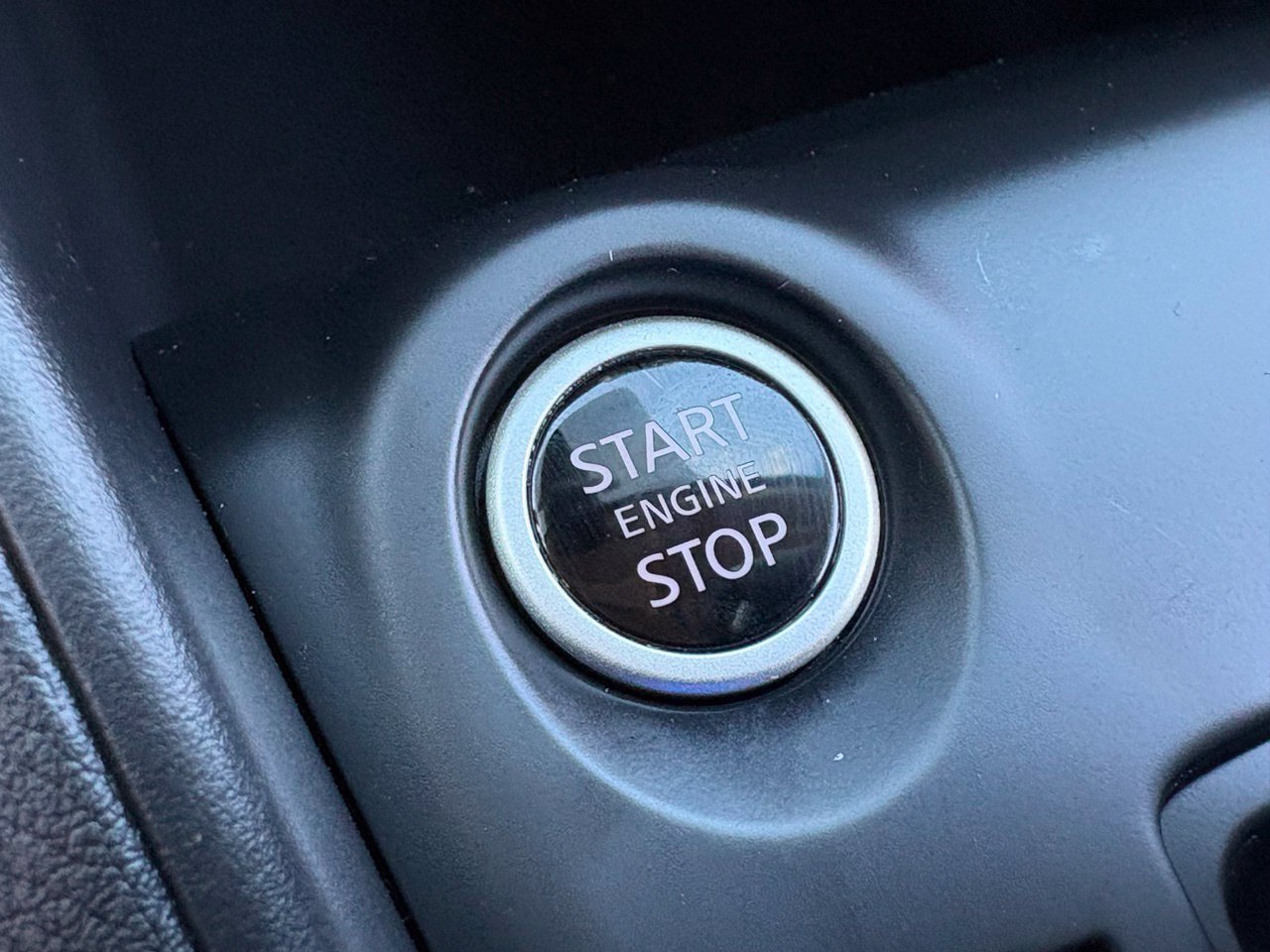 Certified 2025 Nissan Kicks Play S FWD image 26