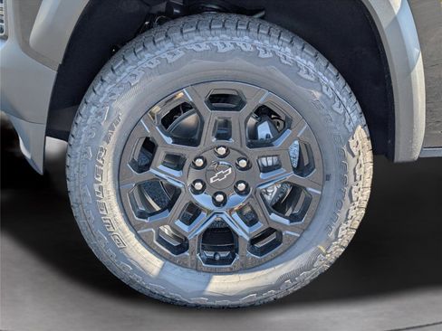 New 2026 Chevrolet Colorado Trail Boss AWD/4WD image 32