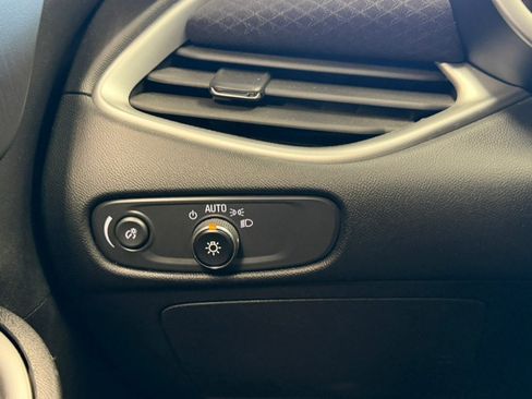 Used 2024 Chevrolet Malibu LT image 26