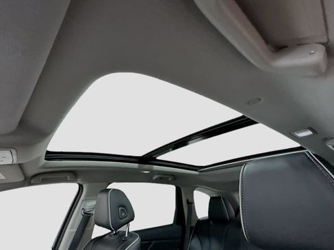 Used 2023 Acura MDX SH-AWD w/ Advance Package image 12